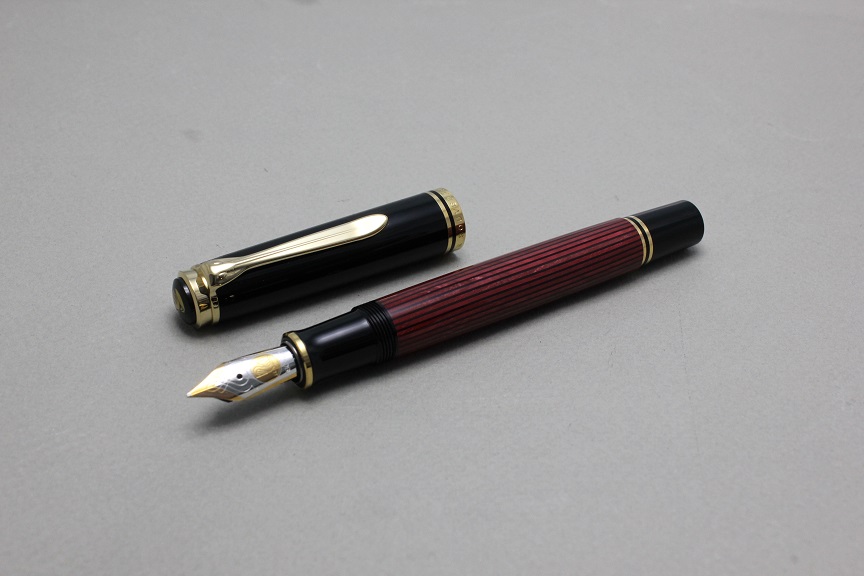 Pelikan M800 Souveran Red Black Fountain Pen Oblique Broad Nib ...