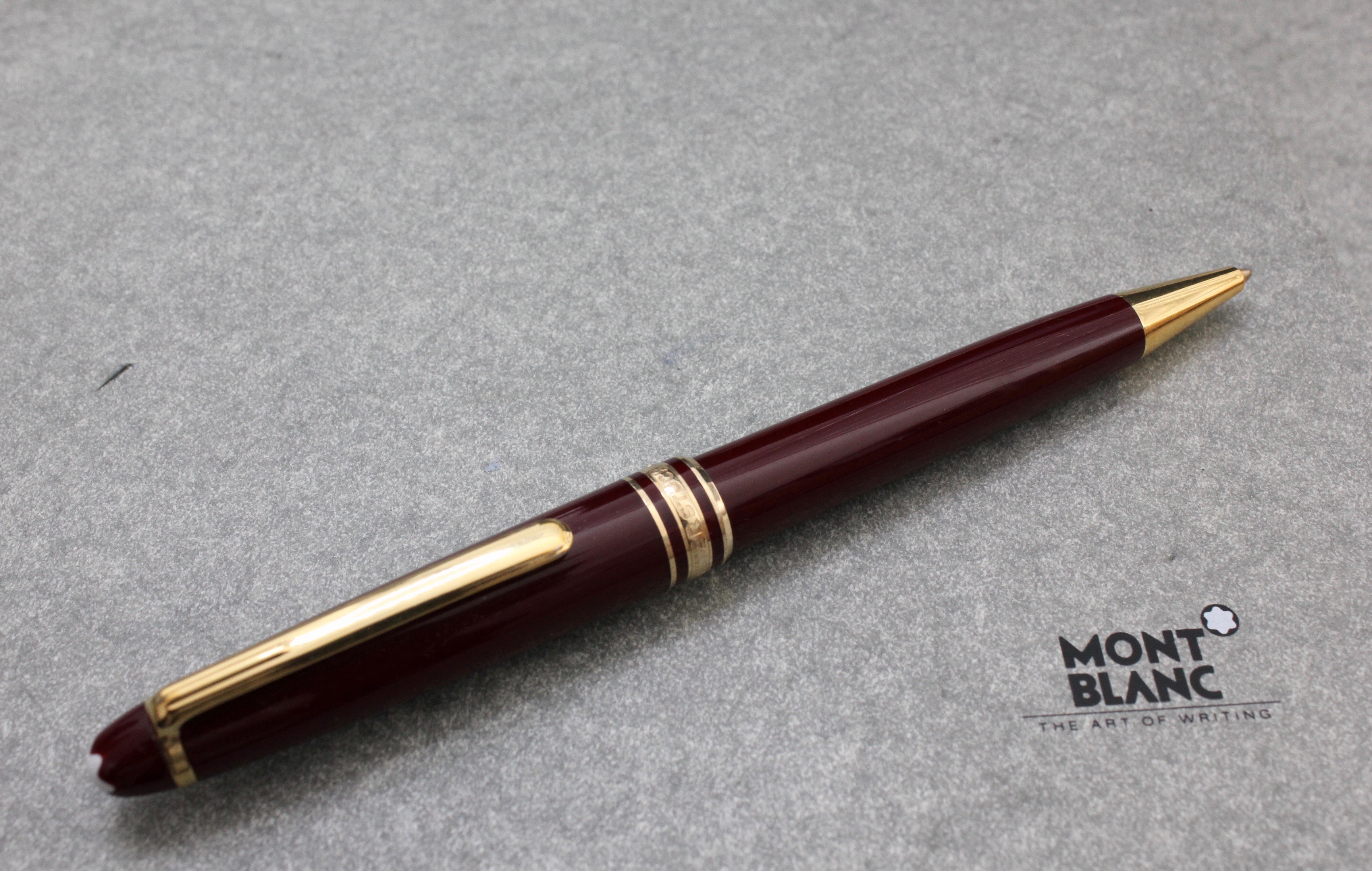 Montblanc 164 Classique Burgundy Ballpoint Pen - Vintage and Modern Pens