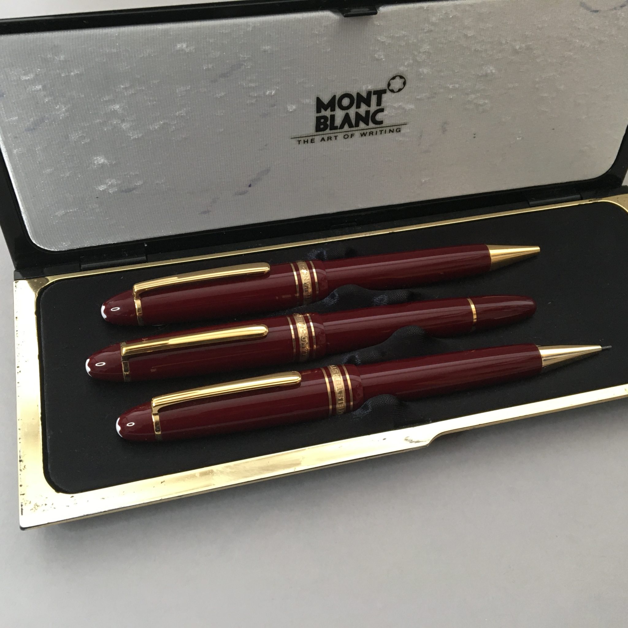 Montblanc Meisterstuck 146 Burgundy Piston Filler Fountain Pen